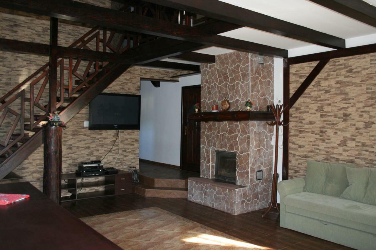Dobarlica Casa de hóspedes Dobirlau Exterior foto